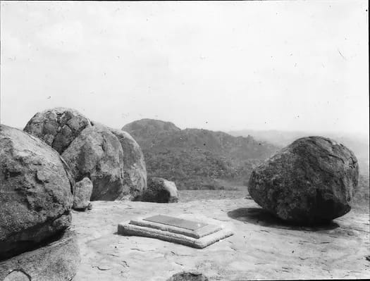 Photograph of the grave of Cecil Rhodes, Matobo National Park, Zimbabwe. HEIR Project, Oxford Univeristy.
